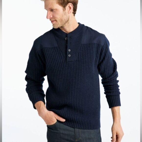 L.L. Bean Commando Sweater Merino Wool Lambs Wool Henley Navy XL EUC - Picture 2 of 13
